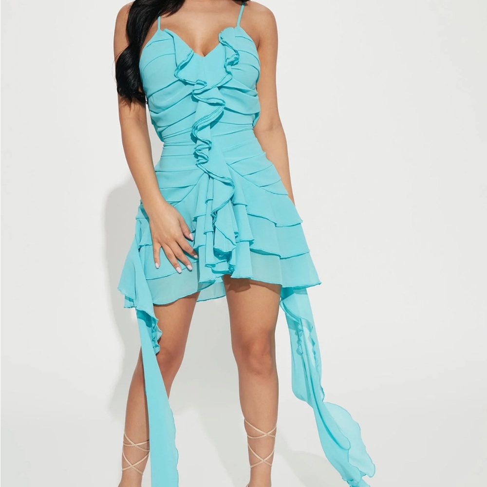 Fashion nova dress brand new with tags. Formal dress